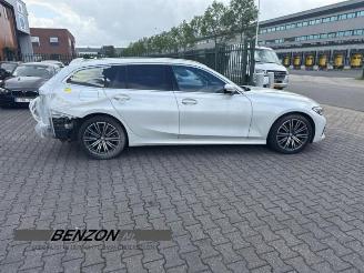 Vrakbiler auto BMW 3-serie 3 serie Touring (G21), Combi, 2019 320d 2.0 TwinPower Turbo 16V 2019/10