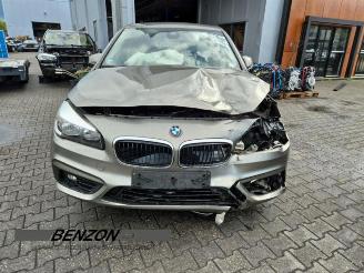 Vrakbiler auto BMW 2-serie 2 serie Active Tourer (F45), MPV, 2013 / 2021 218i 1.5 TwinPower Turbo 12V 2014/11