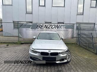 Uttjänta bilar auto BMW 3-serie  2013/11