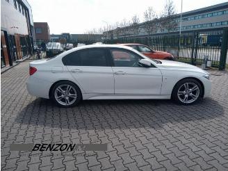 Vrakbiler auto BMW 3-serie 3 serie (F30), Sedan, 2011 / 2018 318d 2.0 16V 2014/12