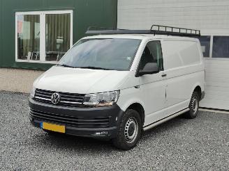 skadebil bedrijf Volkswagen Transporter 2.0TDI AUT. 3persoons Highline Navi Airco 2018/7