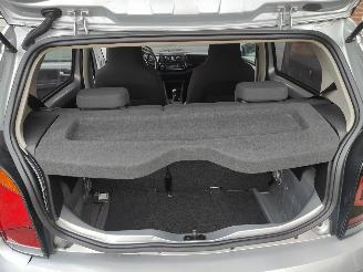 Volkswagen Up! 1.0 High Up! picture 25