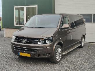 krockskadad bil bedrijf Volkswagen Transporter 2.0 TDI L2H1 DC Comfortline Aut. 2015/7