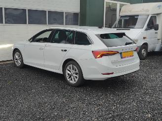 Skoda Octavia 1.0 TSI Business Edition picture 5