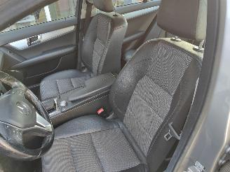 Mercedes C-klasse 200 Avantgarde Aut. picture 7