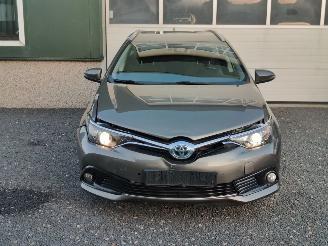 Toyota Auris 1.8 Hybrid Aut Dynamic Go Aut picture 2
