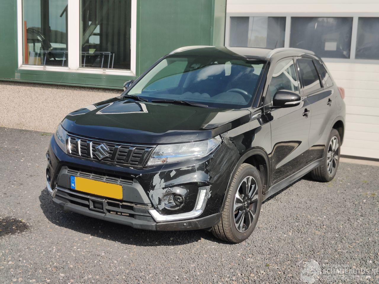 Suzuki Vitara 1.4 Boosterjet Style Smart Hybrid