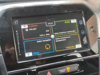 Suzuki Vitara 1.4 Boosterjet Style Smart Hybrid picture 11