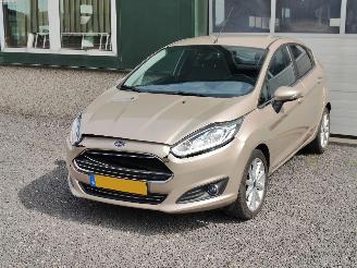 Unfallwagen Ford Fiesta 1.0 Titanium Clima Cruise 2016/3
