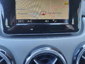 Mercedes B-klasse 180 Ambition Aut. Cruise Clima Navi picture 16