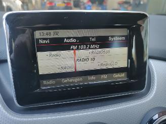 Mercedes B-klasse 180 Ambition Aut. Cruise Clima Navi picture 18