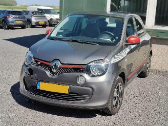 Damaged car Renault Twingo 1.0 SCe Collection Airco Cruise 2019/4