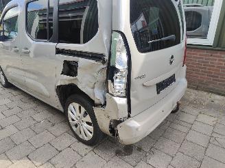 Opel Combo 1.2 Life Tour Clima Cruis Navi picture 9