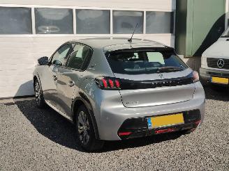 Peugeot 208 EV Allure 50kWh picture 6