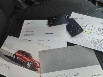 Renault Clio Estate 0.9 TCE Dynamique Navi Trkhaak Cruise picture 9