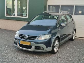 damaged passenger cars Volkswagen Golf plus 1.4 TSI Cross Sportline 2008/1