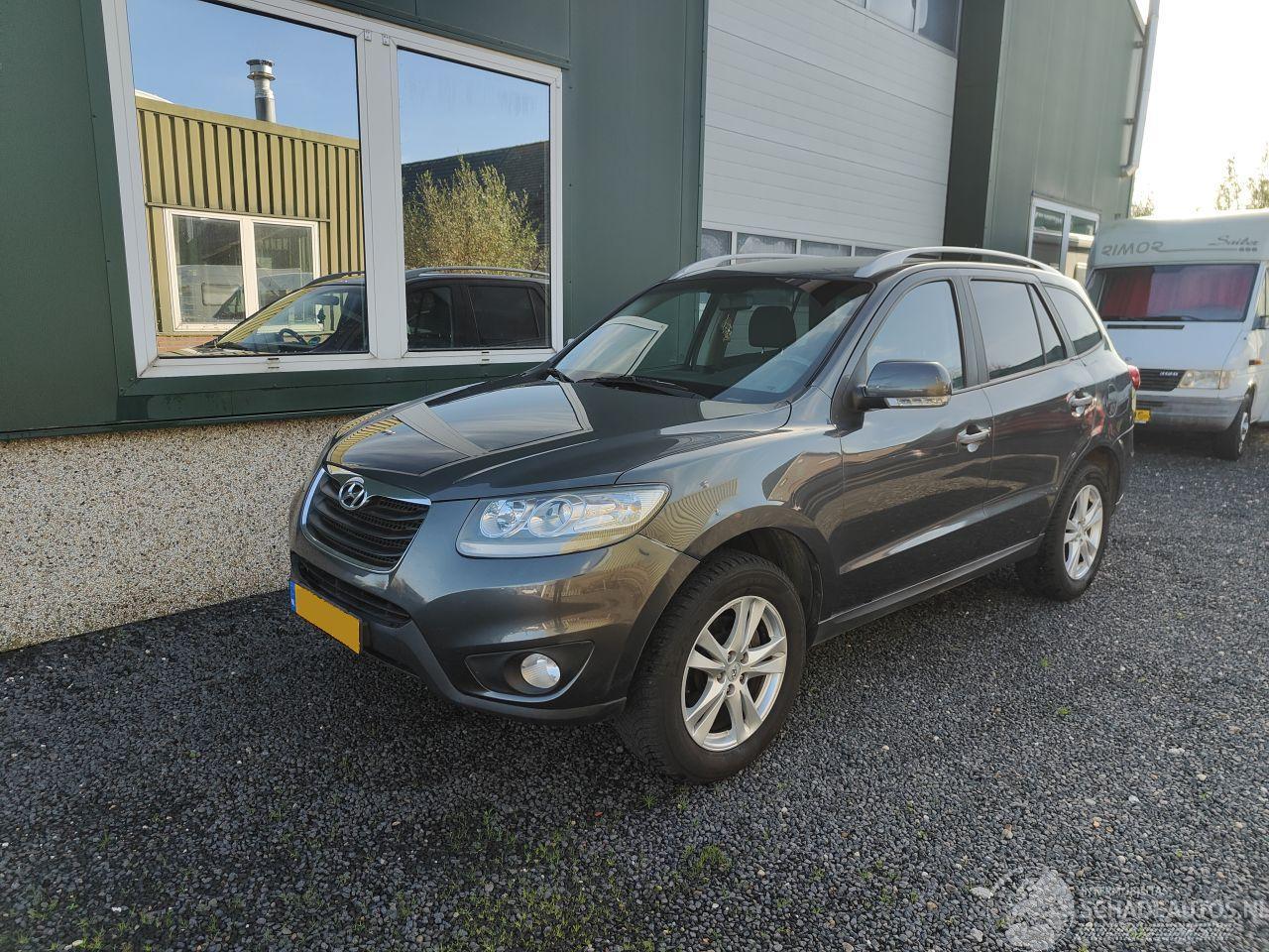 Hyundai Santa Fe 2.4 i CVVT Dynamic Clima Cruise Navi