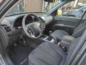 Hyundai Santa Fe 2.4 i CVVT Dynamic Clima Cruise Navi picture 21