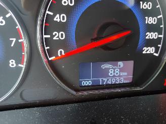 Hyundai Santa Fe 2.4 i CVVT Dynamic Clima Cruise Navi picture 30