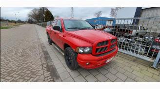 Coche siniestrado Dodge Ram Ram 3500 Standard Cab (DR/DH/D1/DC/DM), Pick-up, 2001 / 2008 5.7 V8 Hemi 3500 4x4 2004/3