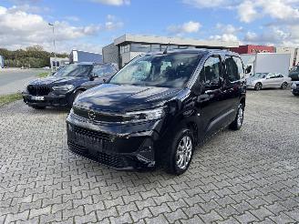 Voiture accidenté Opel Combo Combo 1.5 Life Edition Led Navi Kamera 5 Sitze 2024/8