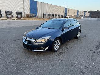 damaged passenger cars Opel Insignia SPORTS TOURER SW 2.0 CDTi Ecoflex Edition 2014/7