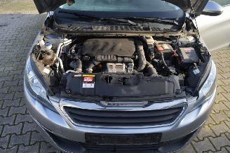 Ford Puma Peugeot 308 1,2 Puretech Active Navi Pdc Klima Euro 6 picture 15