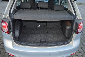 Volkswagen Golf plus Volkswagen Golf 1,6 TDI Highline DSG Alcantara Klima Pdc 3.450 € picture 10