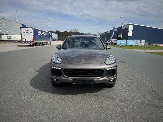 Porsche Cayenne CAYENNE S 3.0 E-HYBRID PANORAMA LEDER NAVI XENON VOL picture 2