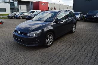 Auto incidentate Volkswagen Golf VII 1.6 TDI 77KW KOMBI NAVI KLIMA SHZ 2013/10