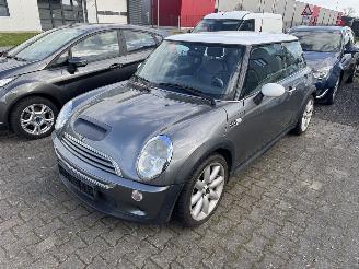 uszkodzony samochody osobowe Mini Mini COOPER S 120 KW LEDER XENON 2003/10