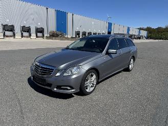 krockskadad bil auto Mercedes E-klasse E 350 CDI AVANTGARDE KLIMA PANORAMADACH XENON VOLL 2010/5