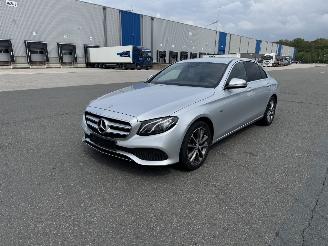 Avarii autoturisme Mercedes E-klasse E350e AVANTGARDE KLIMA AUTOMATIK LED NAVI SITZHEIZUNG 2016/12