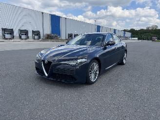škoda osobní automobily Alfa Romeo Giulia SUPER 2.2 JTDM NAVI LEDER XENON VOLL 2016/10