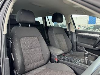 Volkswagen Passat 1.6 TDI KLIMA LED NAVI picture 16