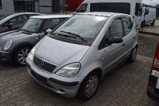 Damaged car Mercedes A-klasse A170 CDI Klima 2001/9