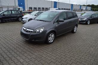 Damaged car Opel Zafira 1.7 CDTI 81 KW 7 SITZE KLIMA EDITION 2010/11