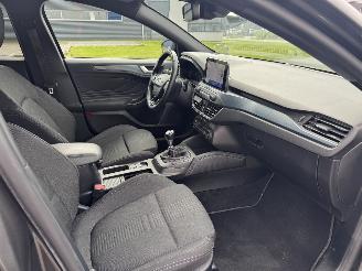 Ford Focus 1.0 Turnier Active x Led Klima Navi voll picture 12
