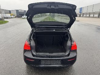 BMW 1-serie 116d Sport-Line Klima Navi Schiebdach voll picture 16