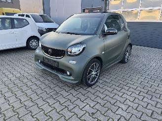 Unfallwagen Smart Fortwo BRABUS EDITION PANORAMA LEDER 2019/9