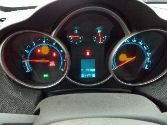 Chevrolet Cruze  picture 13