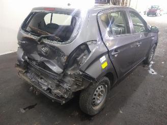 Hyundai I-20  picture 12