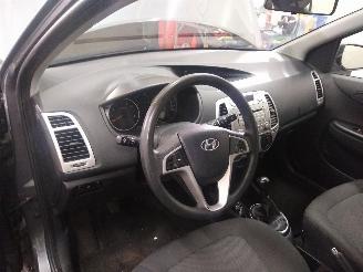 Hyundai I-20  picture 21