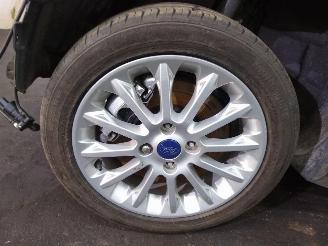 Ford EcoSport  picture 5
