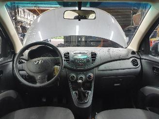 Hyundai I-10  picture 8