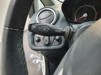 Ford Fiesta  picture 5