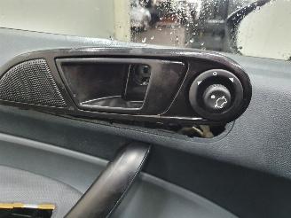 Ford Fiesta  picture 2