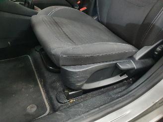 Ford Fiesta  picture 8