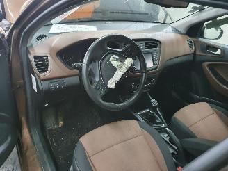 Hyundai I-20 C14A picture 29