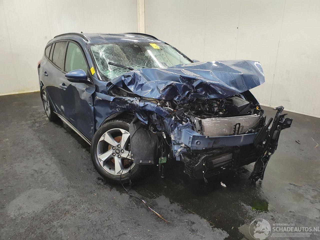 Ford Focus Active Titanium X Business EcoBoost